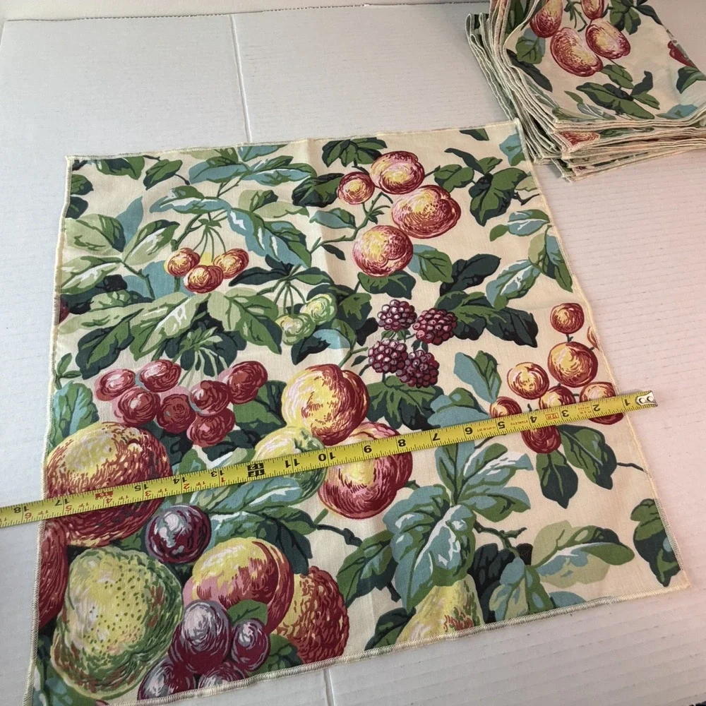 Vintage Set of 8 Linen Dinner Napkins Fruit & Leaves 17
